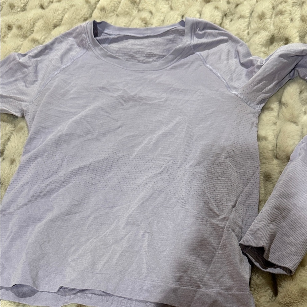 Light Lavender Long Sleeve Women’s Top GUC size 6